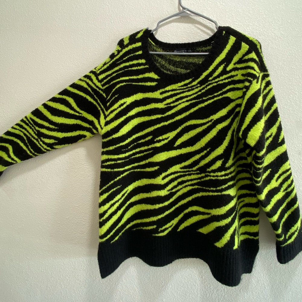 Zebra print green and black sweater